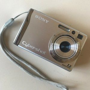 Sony Cyber-shot 7.2MP Digital Camera - Silver